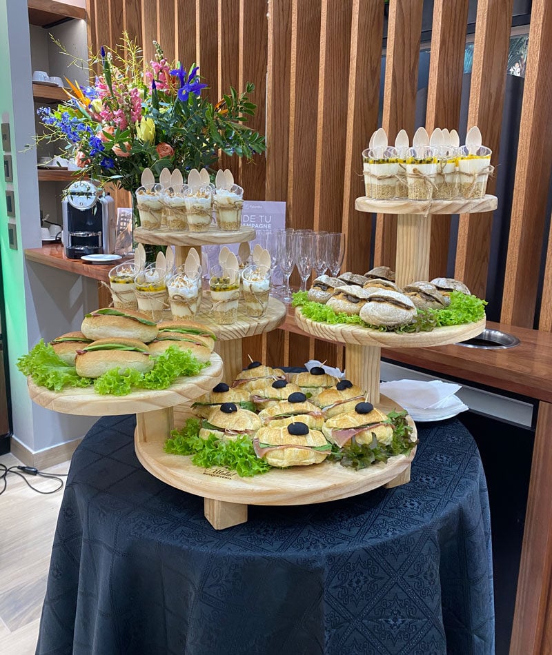 coctel-brunch-inauguracion-centro-de-belleza