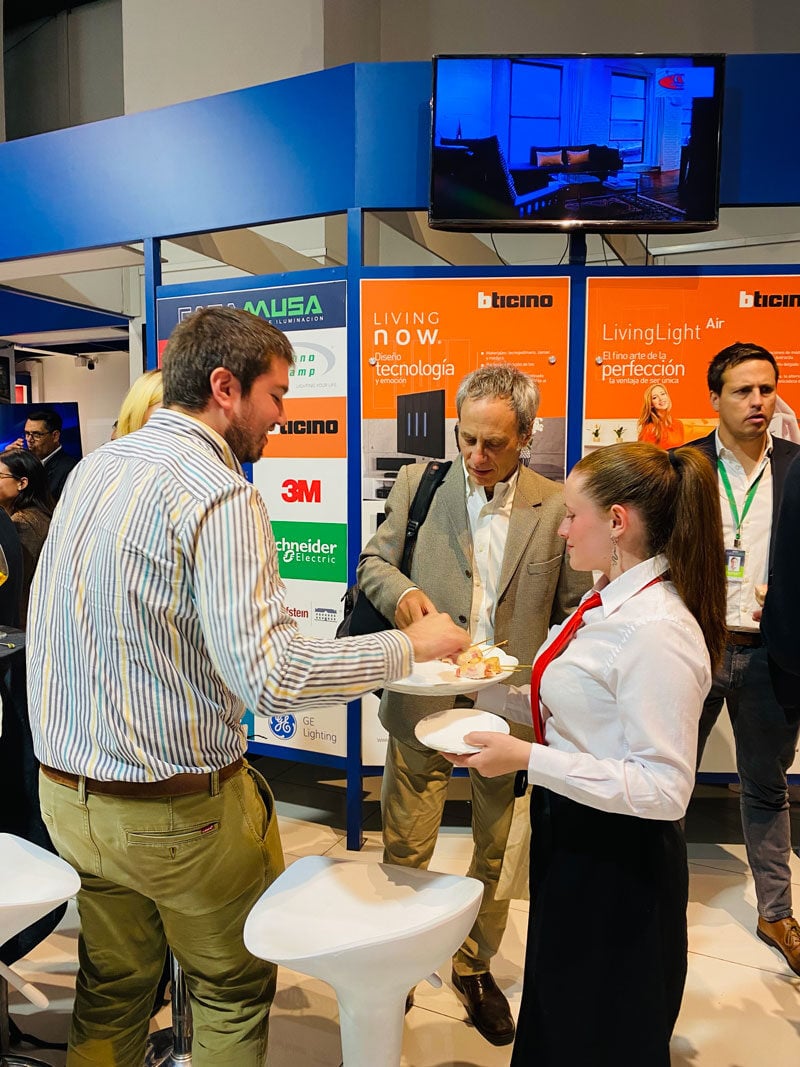 servicio-de-coctel-personalizado-ulala-banqueteria