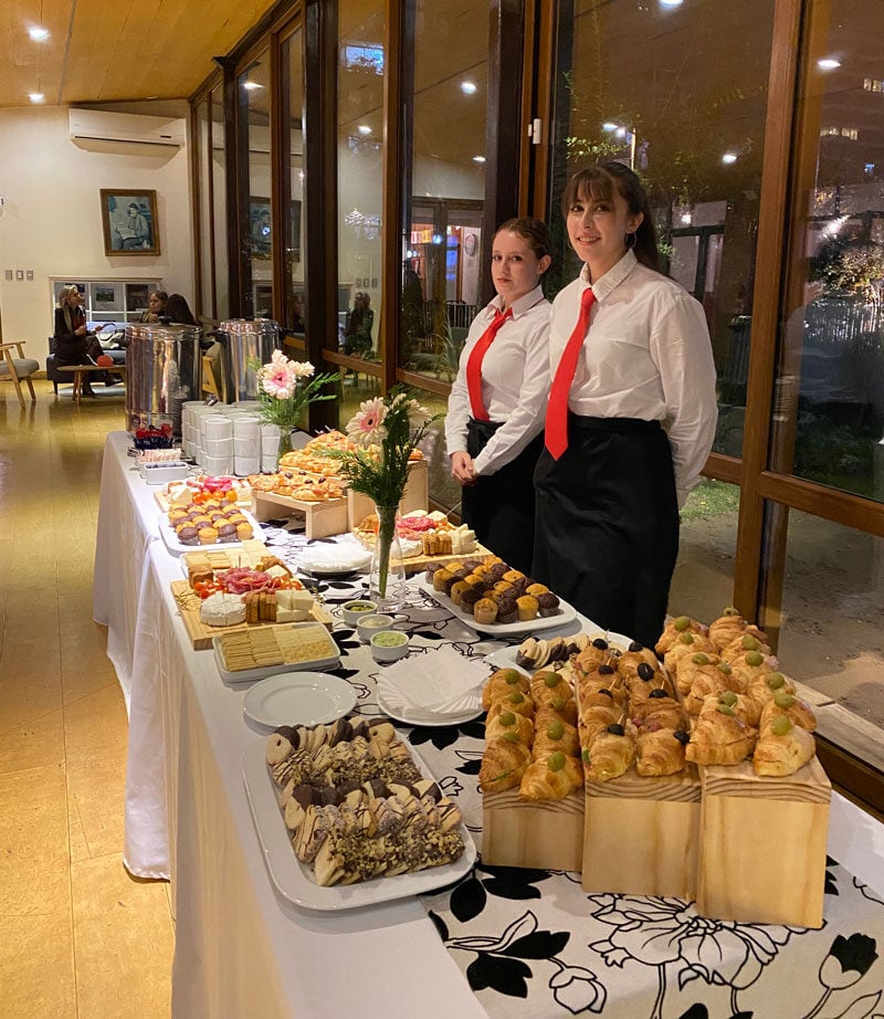 coffee-break-buffet-club-suizo-nunoa-ulala-banqueteria