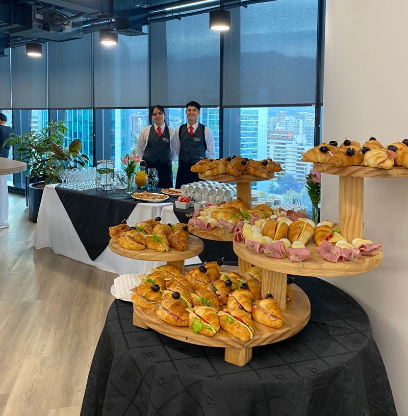 coffee-break-las-condes-cerro-el-plomo-ulala-banqueteria